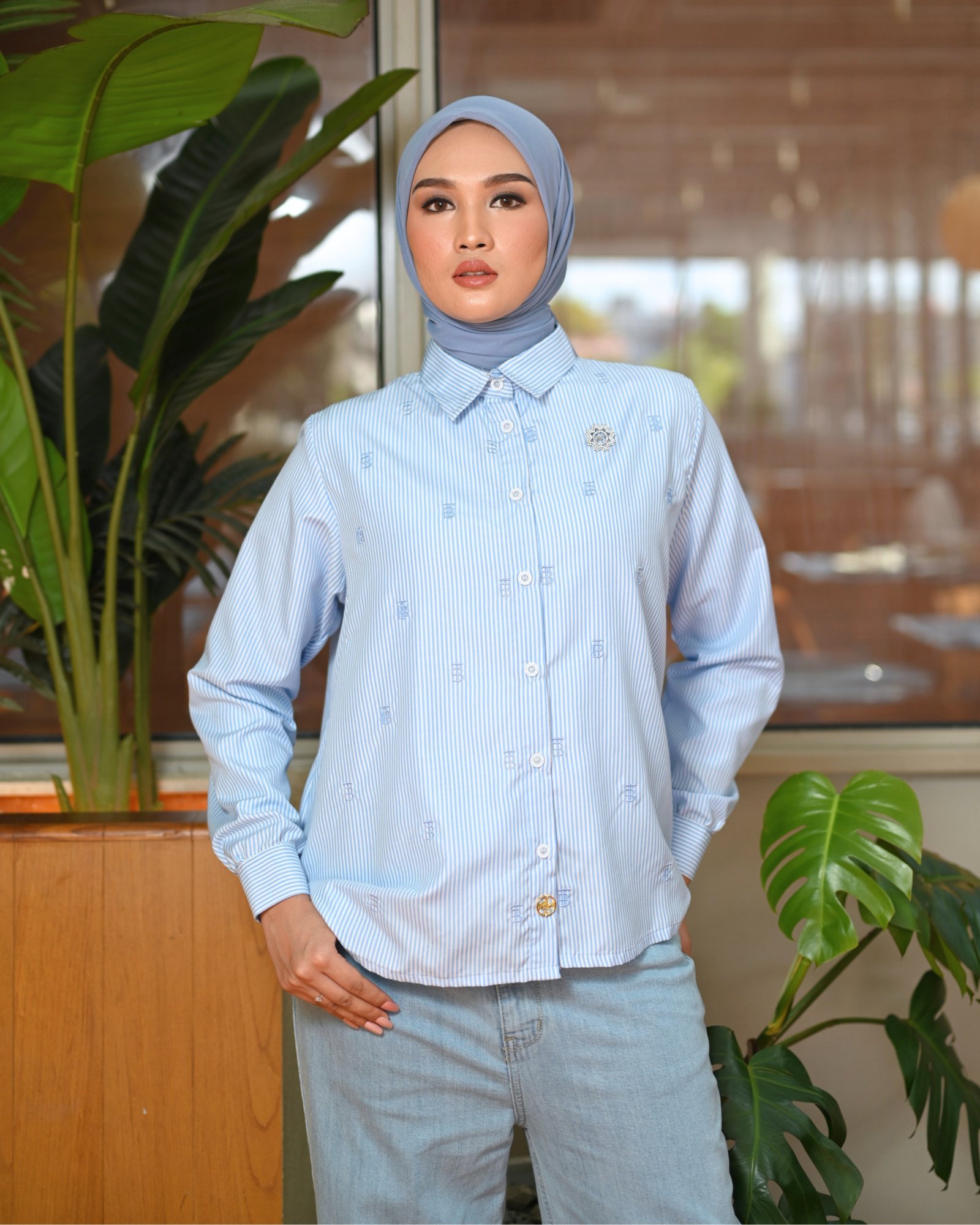 LUISA SERIES - EMBROLINE (hover)
